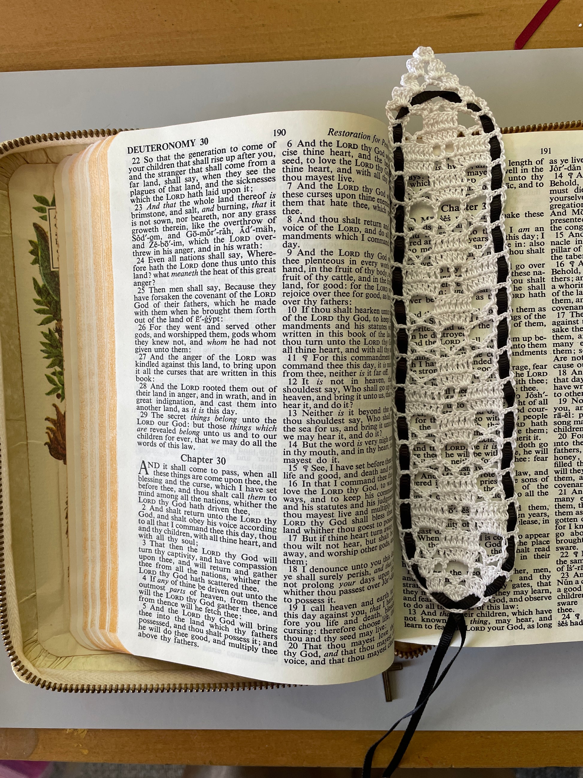 Vintage Inspired Crochet Cross Bookmark
